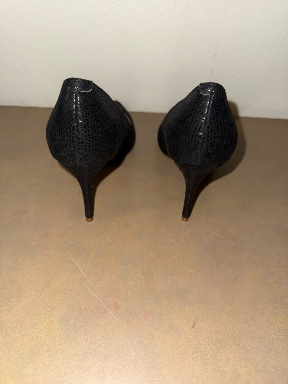 Marc Fisher Shiny Black Pointed-Toe Pumps - Picture 5 of 8
